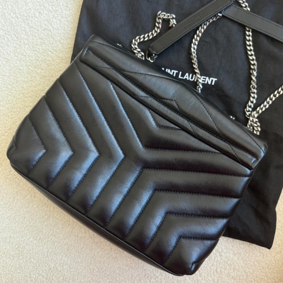 YSL Loulou Small Shoulder Bag - Picture 3 of 6